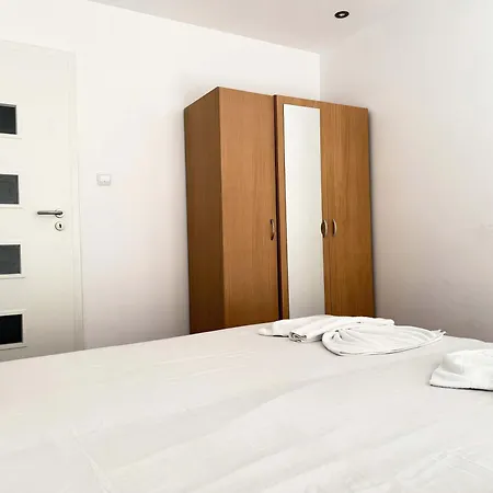 Sunny 2-bedroom In Complex Lina By Menada Slantschew brjag